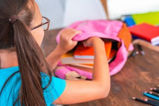 I děti s dyslexií by mohly skončit ve speciálních školách. Motoristé chtějí dostat statisíce žáků z běžných tříd